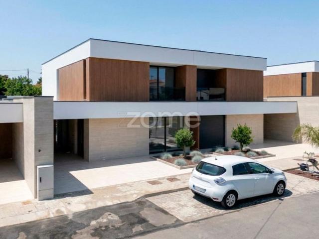 Casa de luxo de 260 m² à venda Vila Verde, Braga