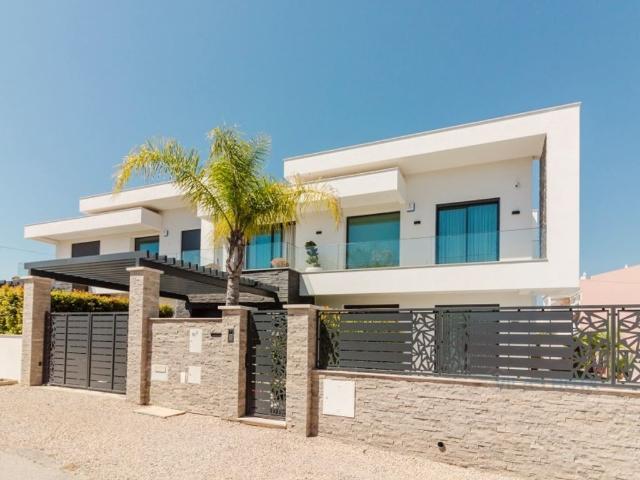 Casa de luxo de 287 m² à venda Loulé, Portugal