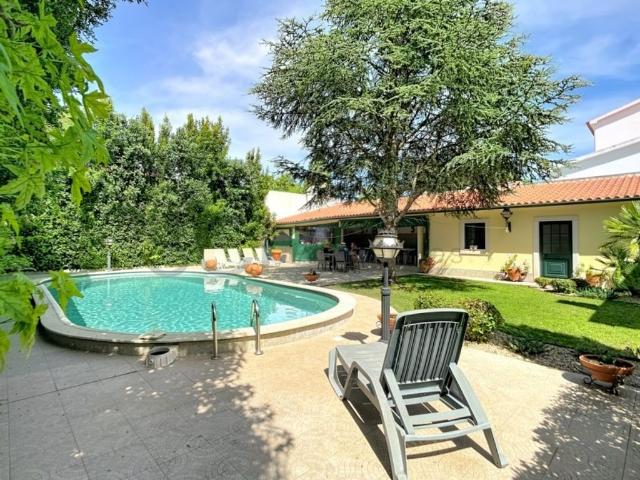 Casa de luxo de 280 m² à venda Setúbal