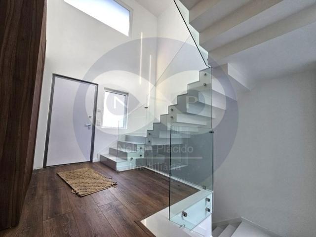 Casa de luxo de 294 m² à venda Odivelas, Portugal