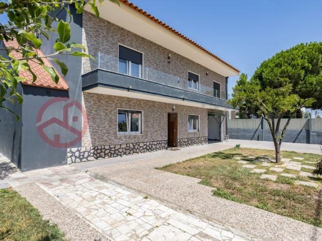 Casa de luxo de 296 m² à venda Fernao Ferro, Seixal, Setúbal