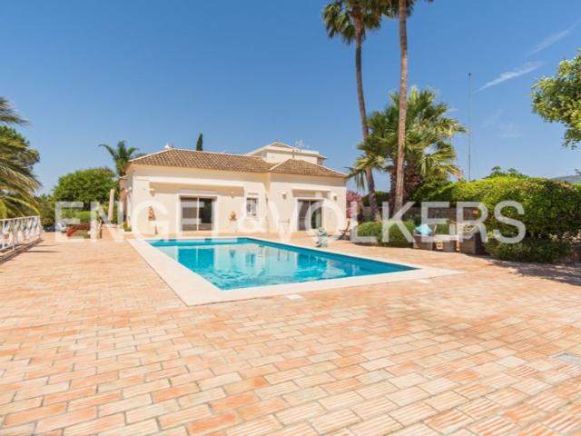 Casa de luxo de 293 m² à venda Moncarapacho, Olhão, Faro
