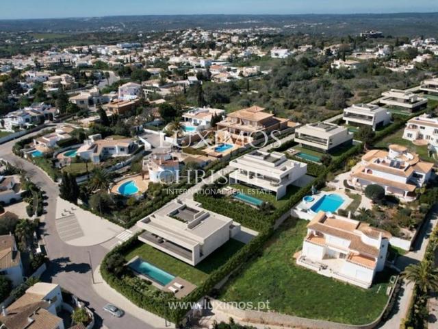 Casa de luxo de 300 m² à venda Luz, Portugal