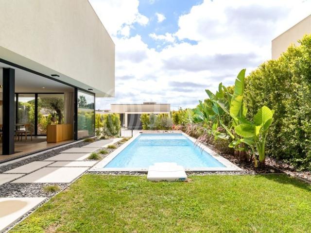 Casa de luxo de 326 m² à venda Albarraque Rio de Mouro, Sintra, Lisboa