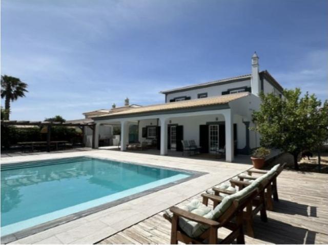 Casa de luxo de 374 m² à venda Loulé, Portugal