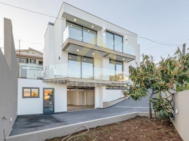 Casa de luxo de 404 m² à venda Funchal, Portugal