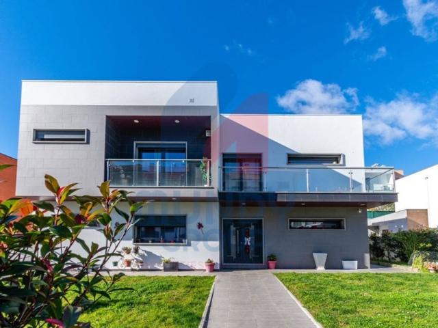 Casa de luxo de 530 m² à venda Covilhã, Portugal