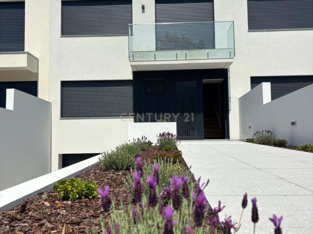 Casa de Luxo em Perafita, Matosinhos Nova e Aconchegante