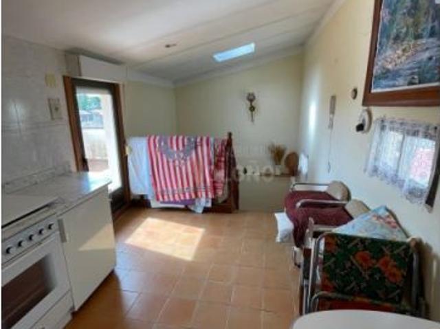 Casa de pueblo con amplia terraza