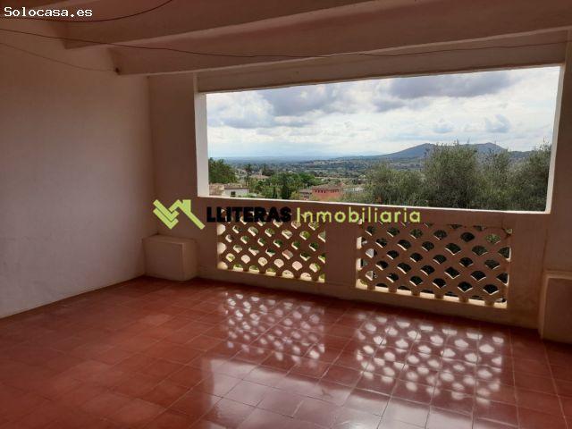 Casa de pueblo con bonitas vistas