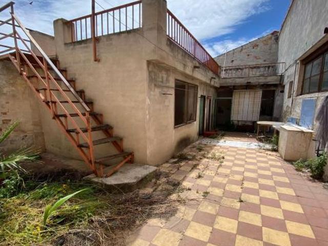 CASA DE PUEBLO DE 190 M2 CON 3 DORMITORIOS ZONA JACARILLA