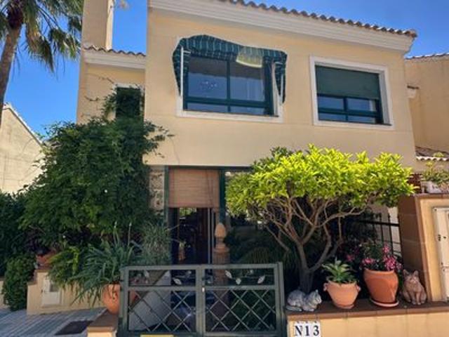 Casa De Pueblo de 2 habitaciones en venta en Villamartin, Alicante