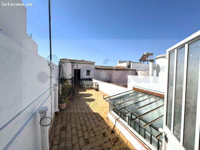 CASA DE PUEBLO DE DOS PLANTAS, 3 DORMITORIOS Y AZOTEA · 108.000 €