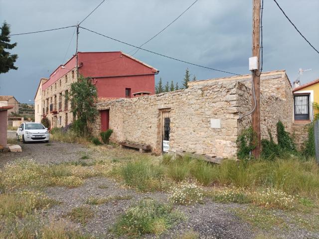 Casa de pueblo en venta. ALBENTOSA