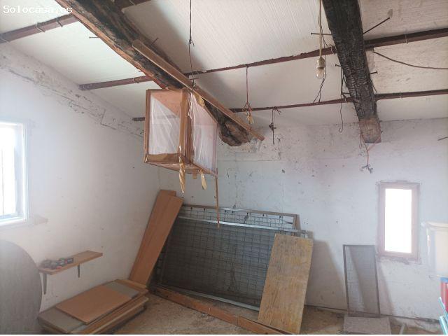 Casa de Pueblo en Venta en Torrelacarcel, Teruel