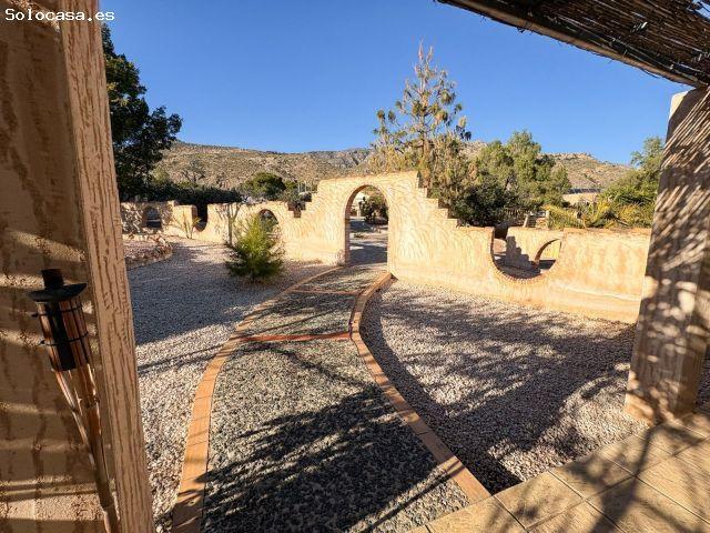 Casa de Pueblo en Venta en Crevillente, Alicante
