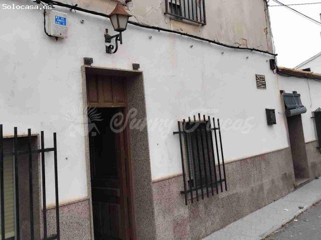 Casa de pueblo en Venta en Pinoso Alicante