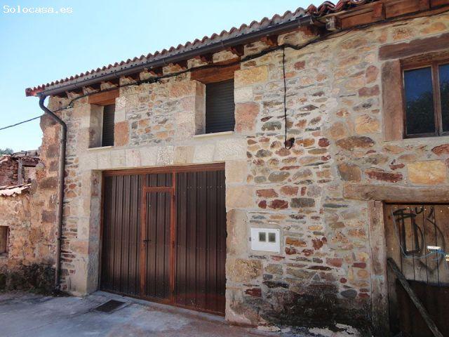 Casa de Pueblo en Venta en Riocavado de la Sierra, Burgos