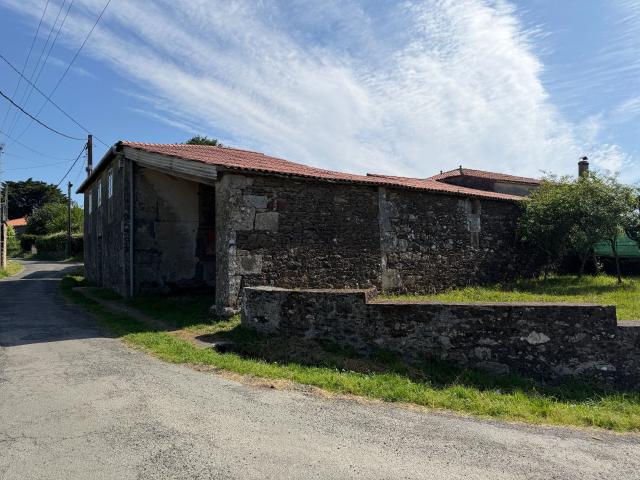Casa de pueblo en venta. SILLEDA