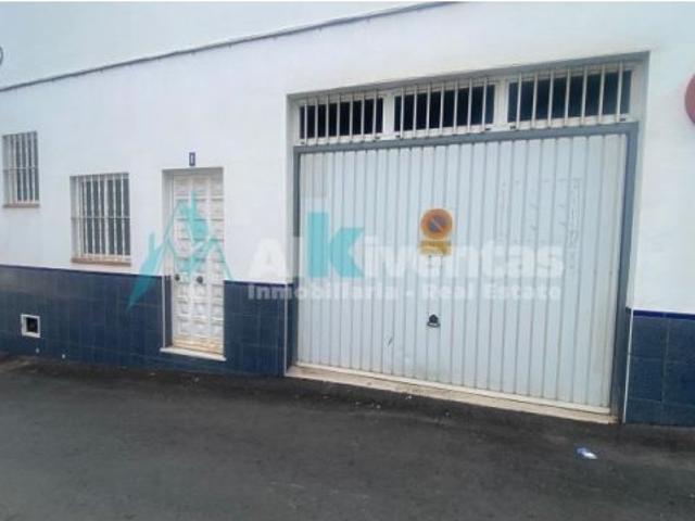 Casa de Pueblo en Alhaurín el Grande Oportunidad de Inversión