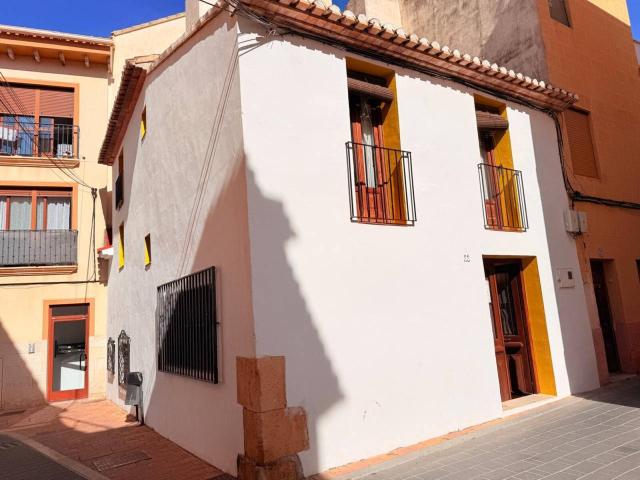 CASA DE PUEBLO EN LA NUCIA