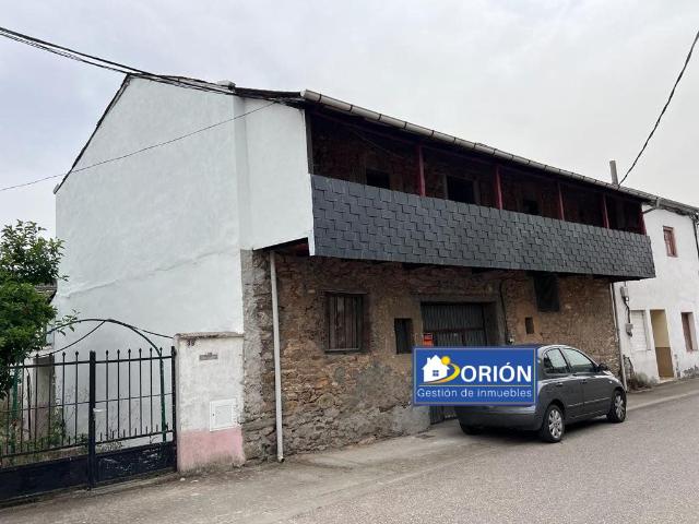 Casa de pueblo en Ponferrada
