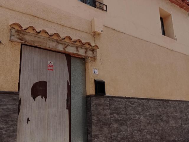 Casa de Pueblo para reformar en Oliva Valencia