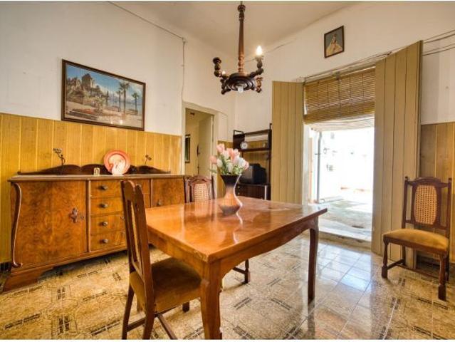 ? ¡CASA DE PUEBLO PARA REFORMAR EN BIGASTRO! Casa de Pueblo Auténtica con Patio, Chimenea y Solárium