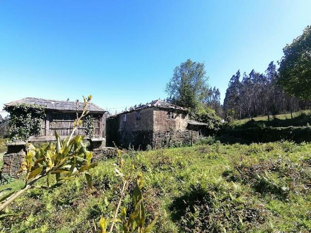 CASA DE PUEBLO PARA RESTAURAR EN CERDIDO