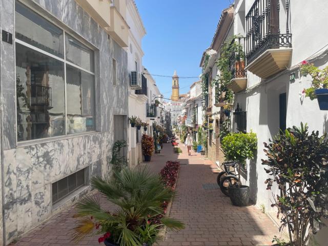 Casa de pueblo reformada en Estepona | CABANILLAS REAL ESTATE