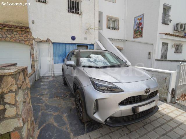 Casa de pescador con amarre de 8,5 m cerca del centro de Empuriabrava