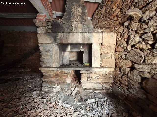 CASA DE PIEDRA CERCA DE MELIDE