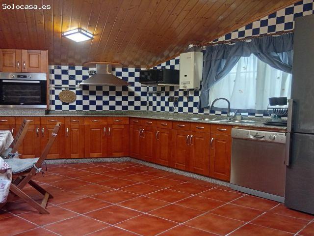 Casa de piedra en Lavandeira, Cabanas