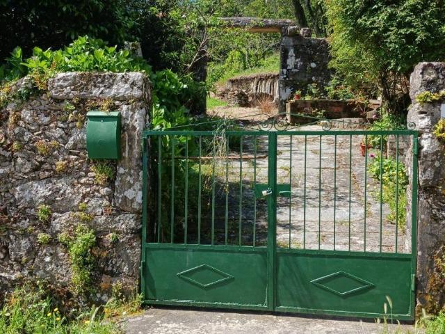 CASA DE PIEDRA PARA REHABILITAR EN O ROSAL