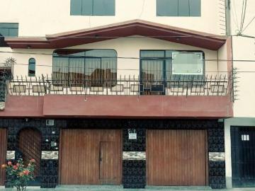 Casa de pisos en san martn de porras