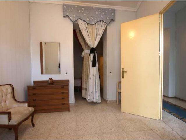 CASA DE PLANTA BAJA EN MONTIJO