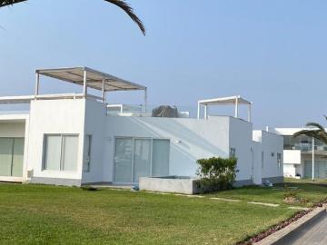 Casa de Playa en Condominio Las Arenas, Asia