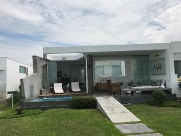 Casa de Playa en Venta en Asia