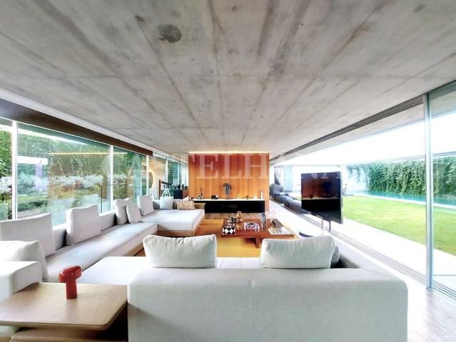 Casa de prestígio de 405 m² à venda Carnaxide, Oeiras, Lisboa