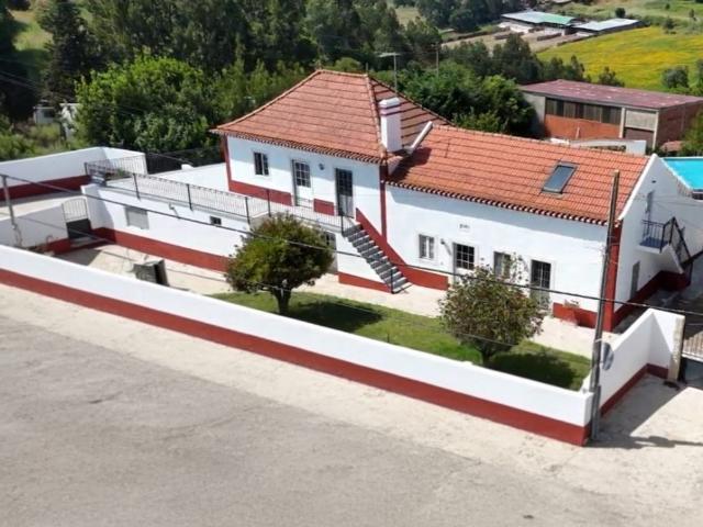 Casa de prestígio de 412 m² à venda Caldas da Rainha, Leiria