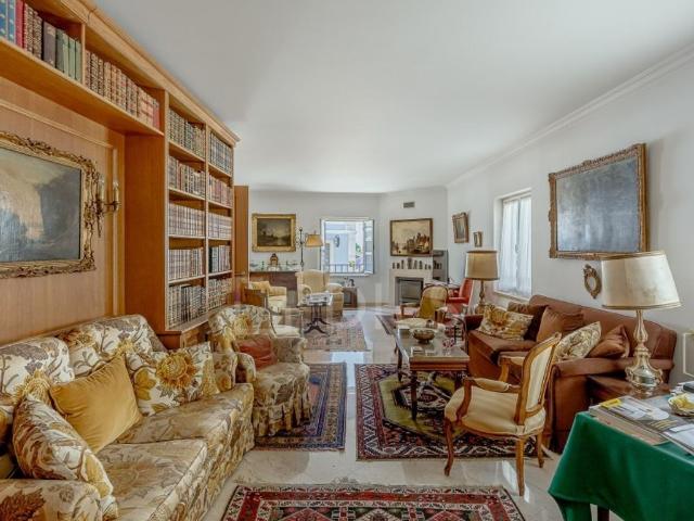 Casa de prestígio de 455 m² à venda Oeiras Oeiras e Sao Juliao Barra, Oeiras, Lisboa