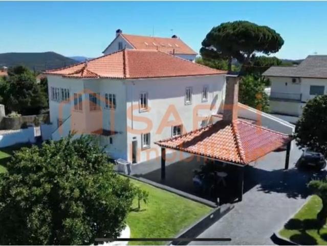 Casa de prestígio de 455 m² à venda Ferreira do Zêzere, Santarém