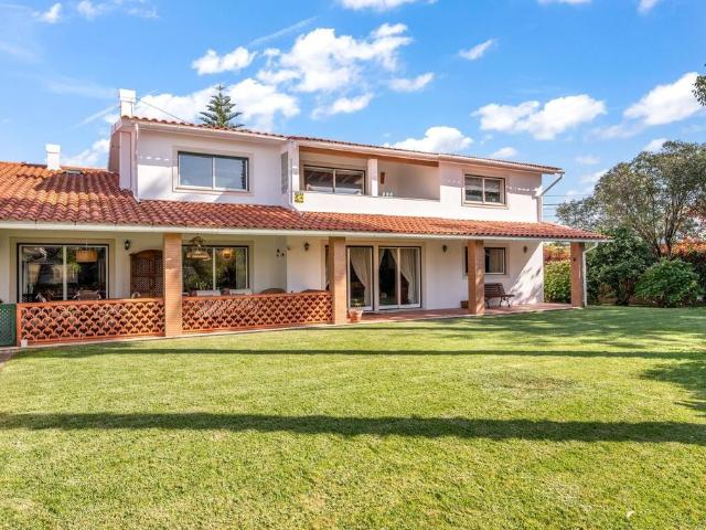 Casa de prestígio de 867 m² à venda Marinha Grande, Portugal