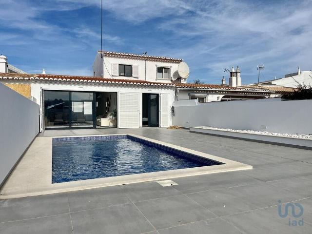 Casa de prestígio de 90 m² à venda Montinhos da Luz, Faro
