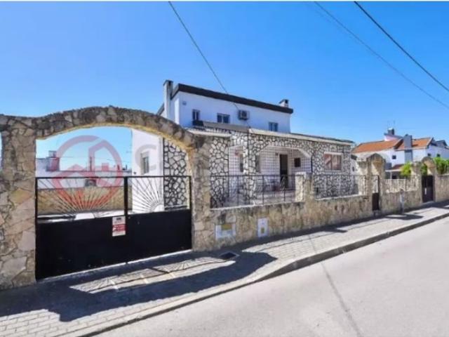 Casa de prestígio de 1000 m² à venda Fernao Ferro, Seixal, Setúbal