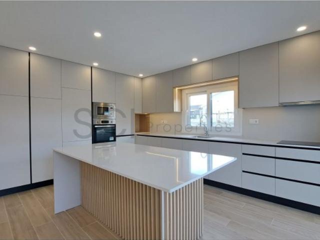 Casa de prestígio de 150 m² à venda Seixal, Setúbal