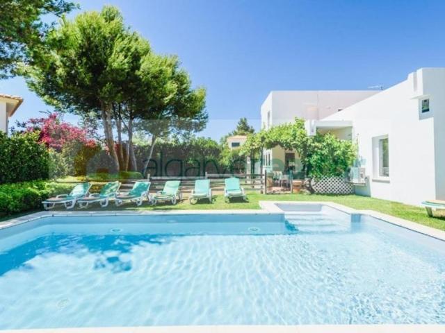 Prestigiosa casa de 190 m² à venda Albufeira, Faro