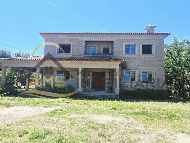 Casa de prestígio de 195 m² à venda Mondim de Basto, Vila Real