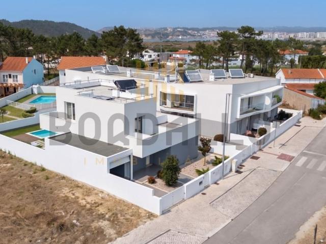 Casa de prestígio de 197 m² à venda Caldas da Rainha, Leiria