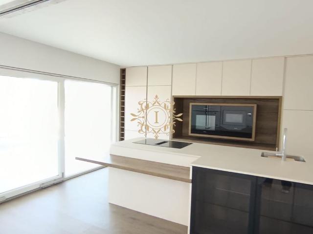 Prestigiosa casa de 208 m² à venda Almada, Setúbal